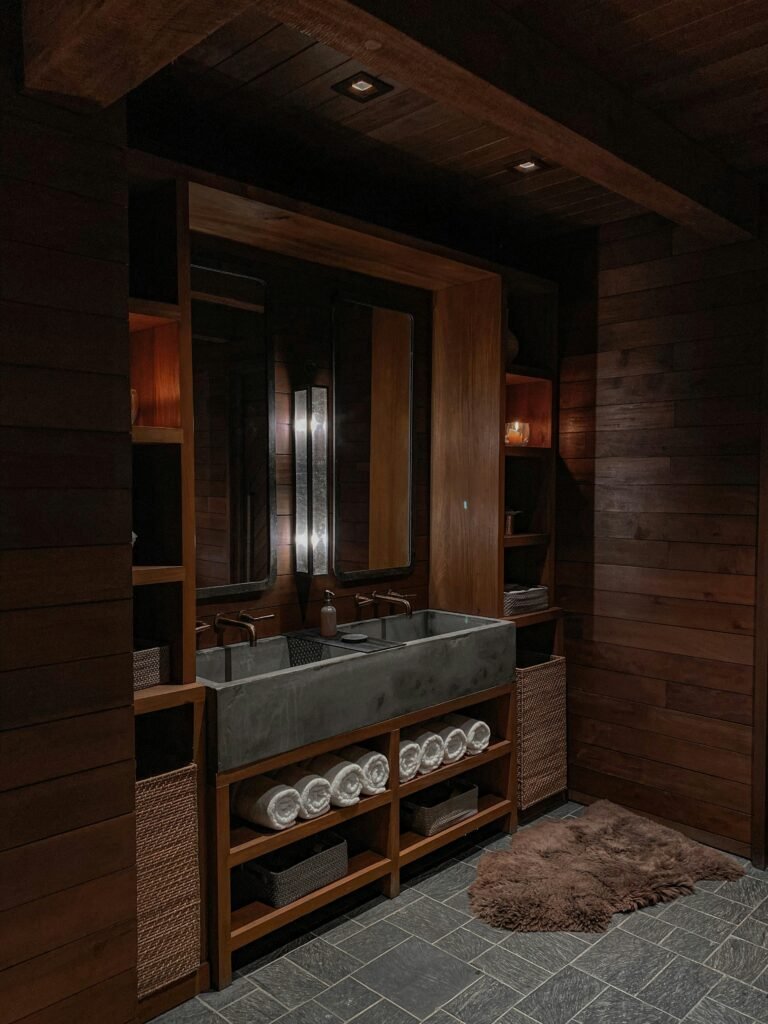 Earthy Colors Bathroom